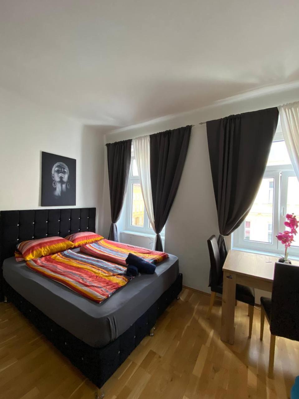 Apartamento Deluxe Studio In Josefstaedter Strasse Area Viena Exterior foto