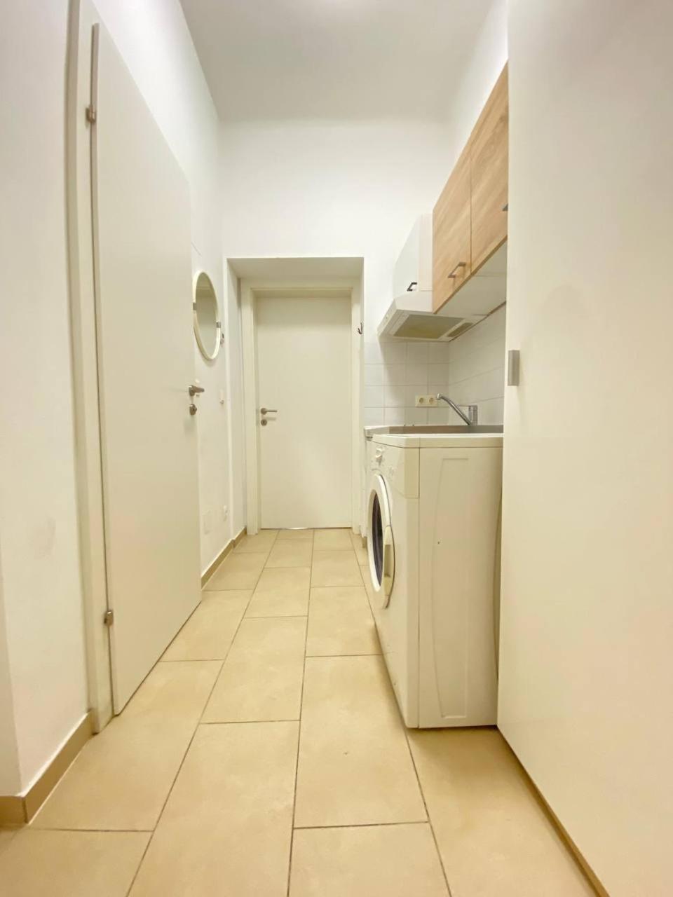 Apartamento Deluxe Studio In Josefstaedter Strasse Area Viena Exterior foto